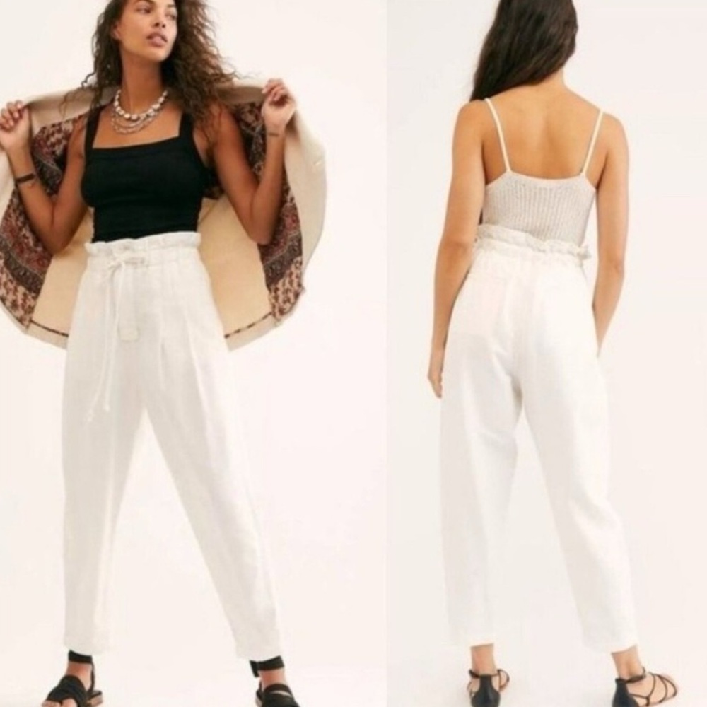 Free People Margate White Pleated Paper Bag high Waist Pant. Size S